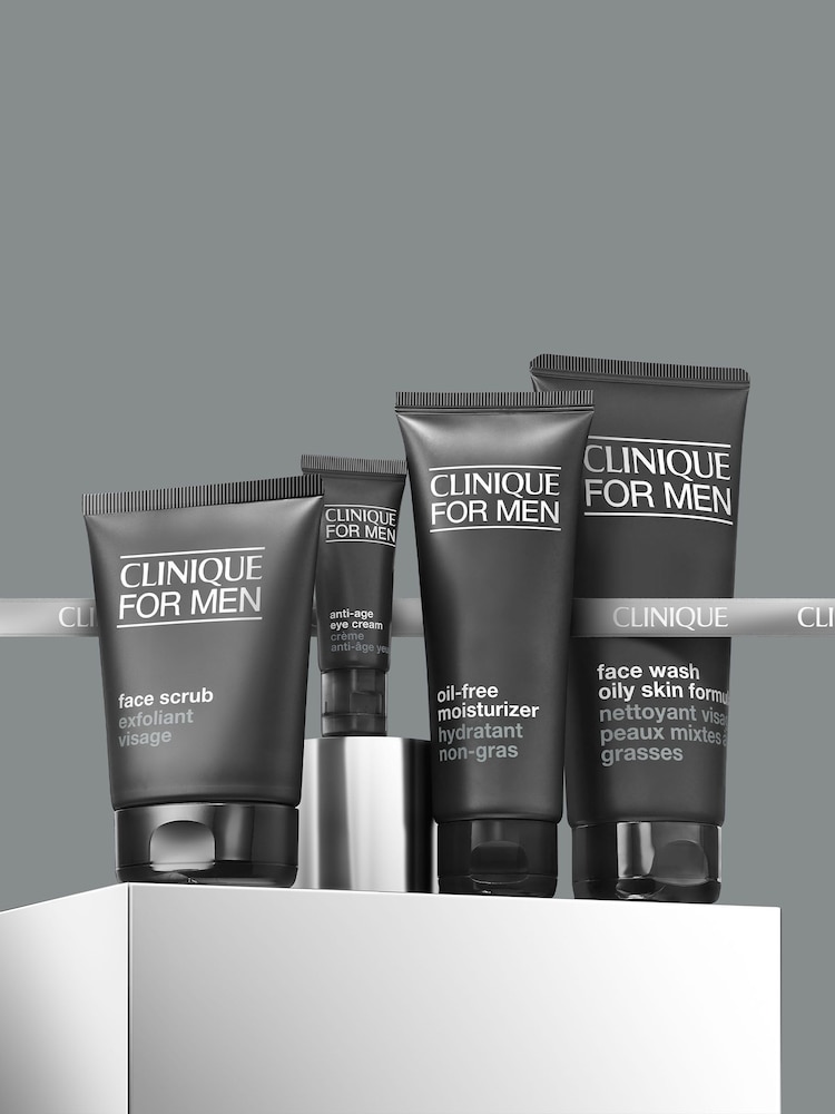 Clinique For Oil Control Skincare Gift Set for Oily Skin (Worth £117) - Image 4 of 4 Clinique For Oil Control Skincare Gift Set for Oily Skin (Worth £117) - Image 4 of 4