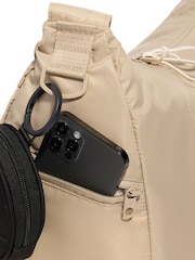 Кремовый - Сумка Under Armour Studio Slouchy Duffle Bag - Image 5 of 5
