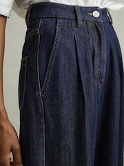 Reiss Indigo Raymond Petite Double Pleat Wide Leg Jeans - Image 4 of 7