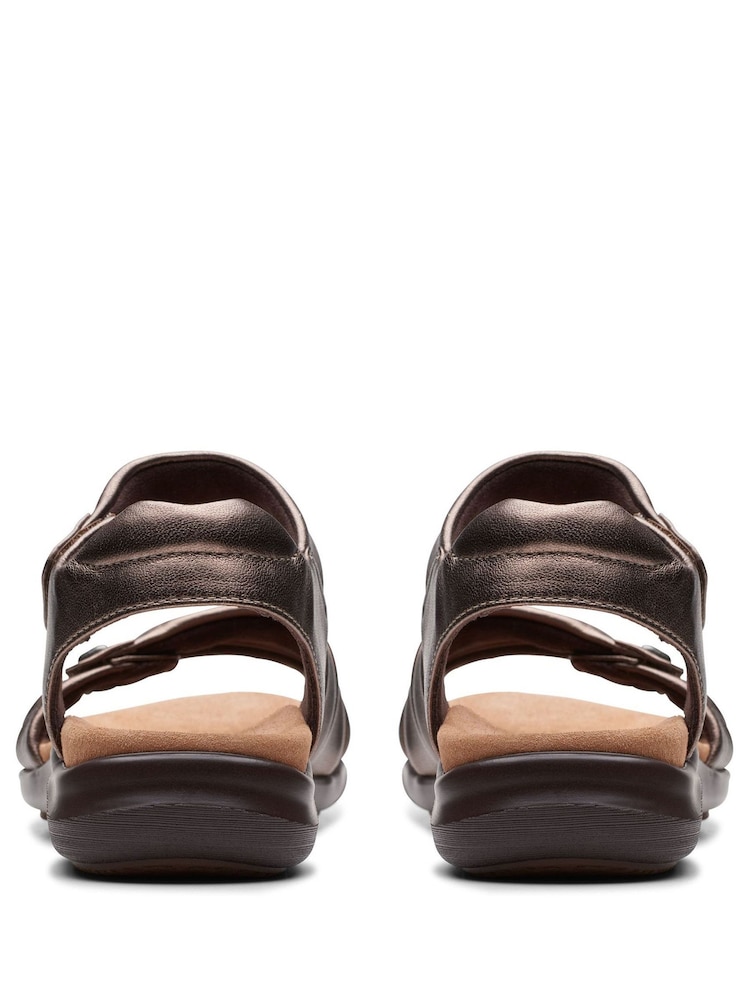 Clarks Natural Standard Fit (D) Leather Kitly Ave Sandals - Image 3 of 7