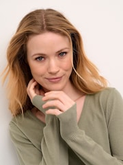 Cream Casual Fit Green Dela V-Neck Pullover Jumper - Image 3 of 6