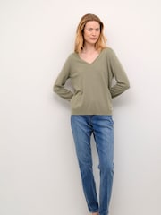 Cream Casual Fit Green Dela V-Neck Pullover Jumper - Image 4 of 6