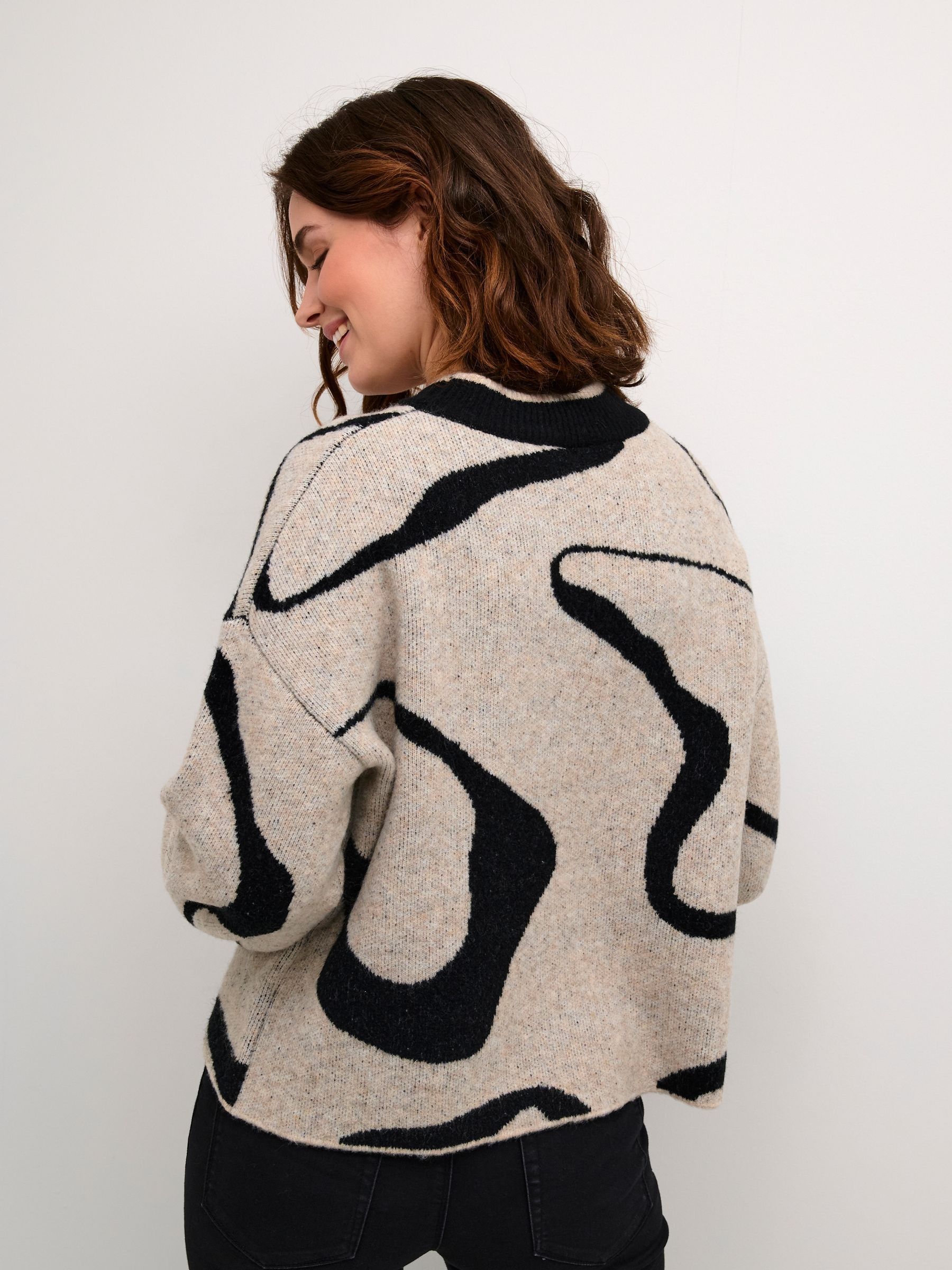 KAFFE Maglione Donna A Maniche Corte - Girocollo, Vestibilità Regolare, Morbido A Maglia Stretta, Lunghezza Vita, Colore Unico