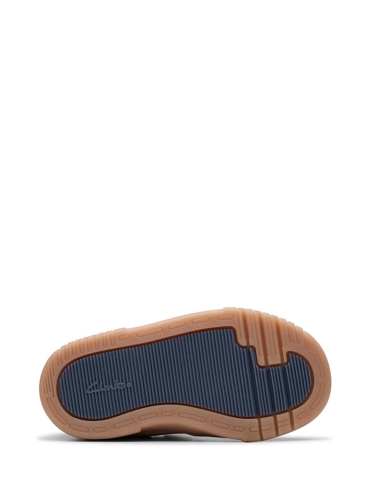 Clarks White Standard Fit (F) Oslo Vibe Toddler Shoes - Image 7 of 7