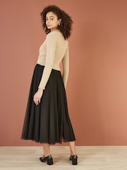 Yumi Gold Metallic Knitted Ribbed Tie Front Bolero - Image 3 of 4