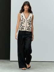 White/Black Floral Embroidered Knitted Vest Waistcoat - Image 2 of 7