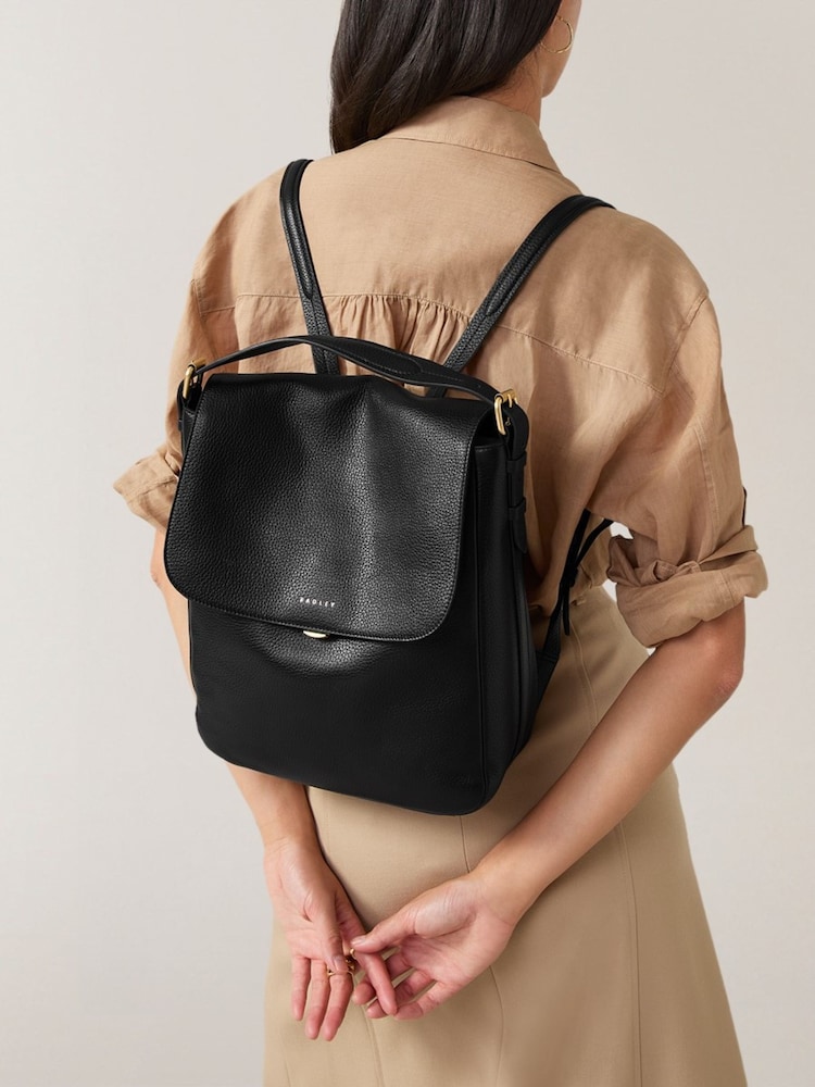 Radley Medium Graffton Street Flapover Black Backpack - Bild 1 von 5
