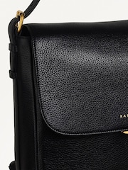 Radley Medium Graffton Street Flapover Black Backpack - Bild 5 von 5