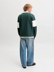Jack & Jones חולצת פולו רוגבי בגזרה נינוחה בדוגמת קוביות צבע - תמונה 4 מתוך 8