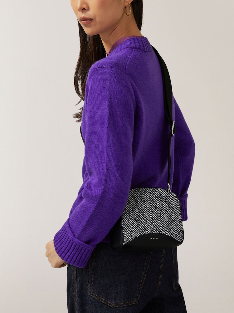 Radley London Small Arden Crescent Zip Around Cross-Body Bag - Image 5 of 5 Radley London Small Arden Crescent Zip Around Cross-Body Bag - Image 5 of 5