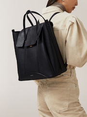 Radley Medium The Chancery Flapover Black Backpack - Imagen 6 de 6