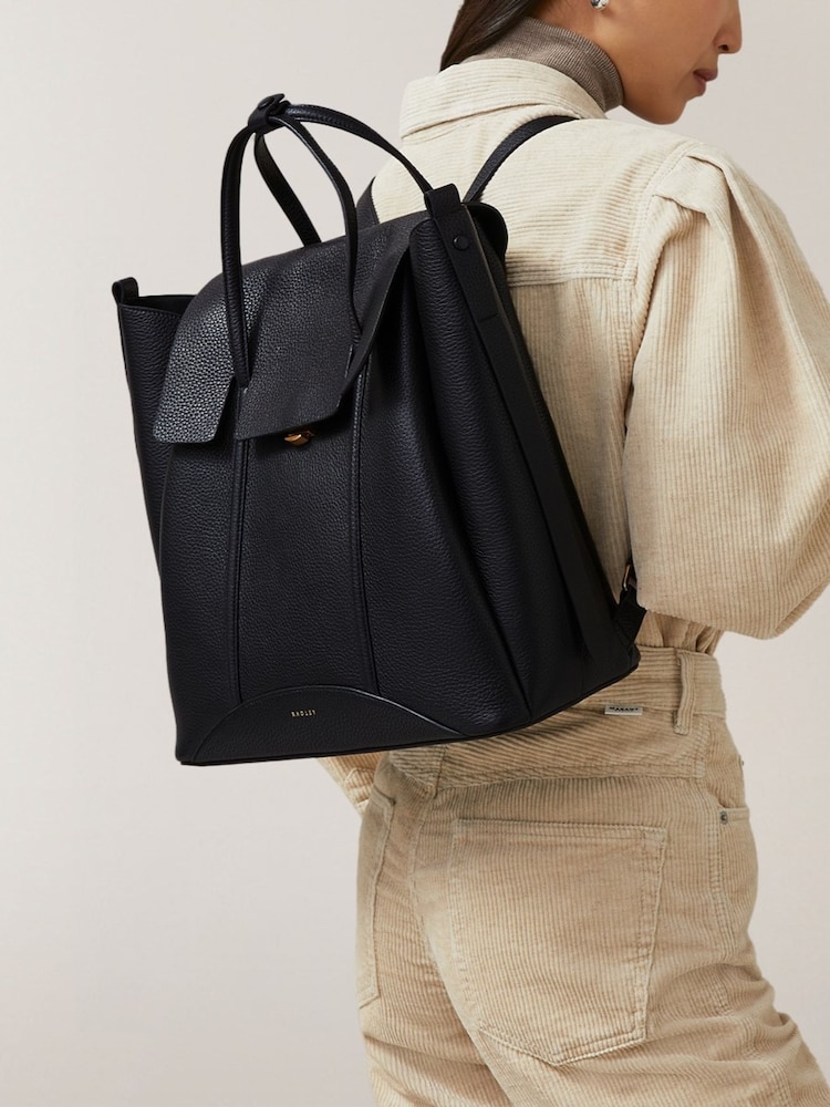 Radley Medium The Chancery Flapover Black Backpack - Imagen 6 de 6