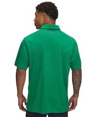 أخضر - قميص بولو جولف تيك من Under Armour - صورة 2 من 3
