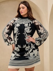 Lipsy Monochrome Curve Floral Border Print Long Sleeve Shift Dress - Image 1 of 4