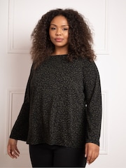 Live Unlimited Animal Live Unlimited Curve  Animal Dash Print Jersey Flared Sleeve Top - Image 1 of 3