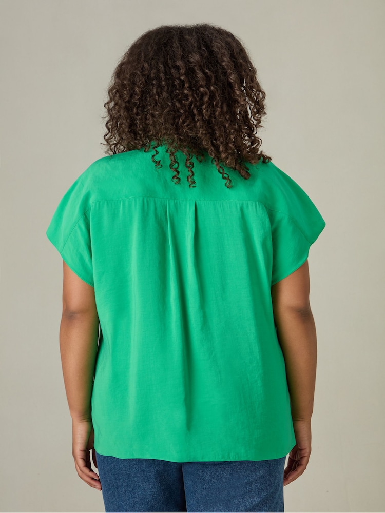Live Unlimited Curve Green Highneck Top - Image 2 of 3