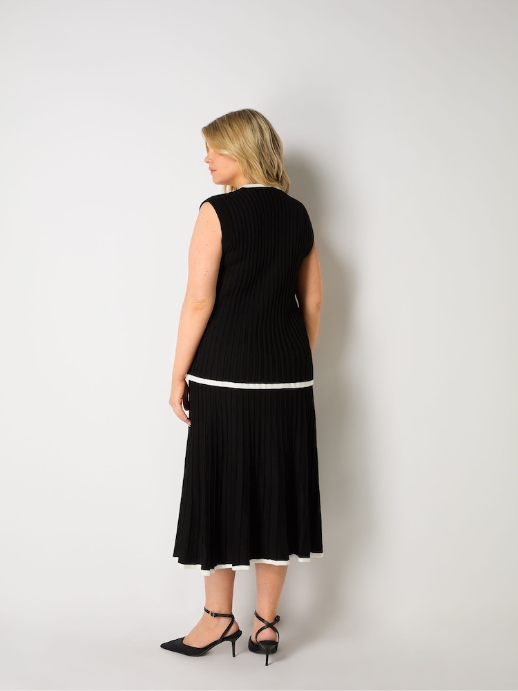 Live Unlimited Curve Contrast Tipping Knitted Noir Top - Image 6 of 6