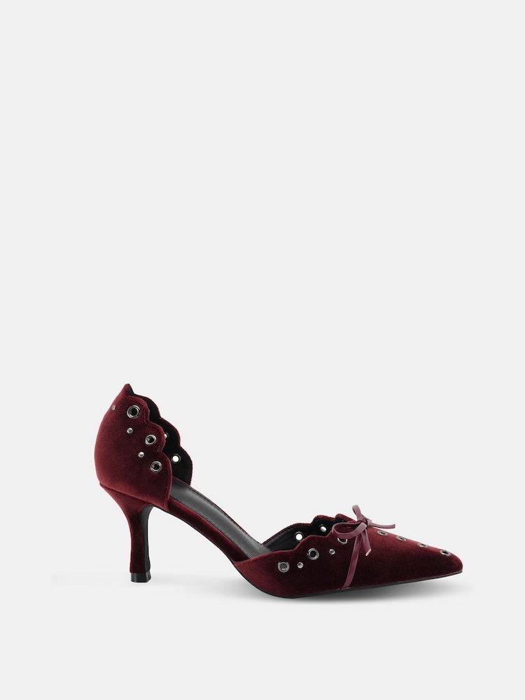 Novo Red Illasi Eyelet Two Part Court Shoes - Image 2 of 6