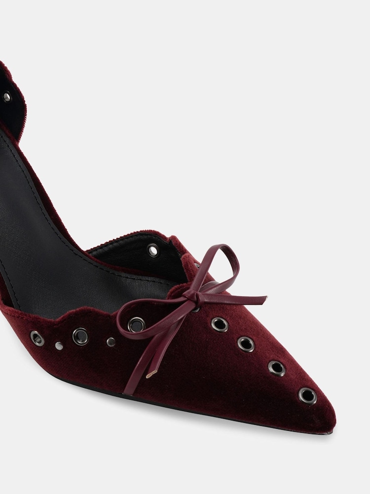 Novo Red Illasi Eyelet Two Part Court Shoes - Image 6 of 6