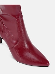 Novo Red Orleans Stretch Knee High Point Stiletto Boots - Image 4 of 5