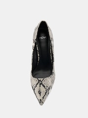 Novo Animal Standard Fit Illiana Block Heel Point Court Shoes - Image 5 of 6