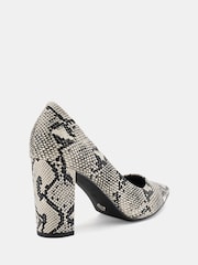 Novo Animal Standard Fit Illiana Block Heel Point Court Shoes - Image 6 of 6