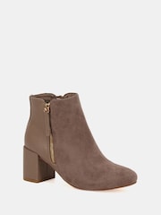 Novo Natural Regular Fit Davion Zip Block Heel Ankle Boots - Image 4 of 6