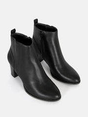 Novo Black Wide Fit Vienna Block Heel Chelsea Boots - Image 5 of 6