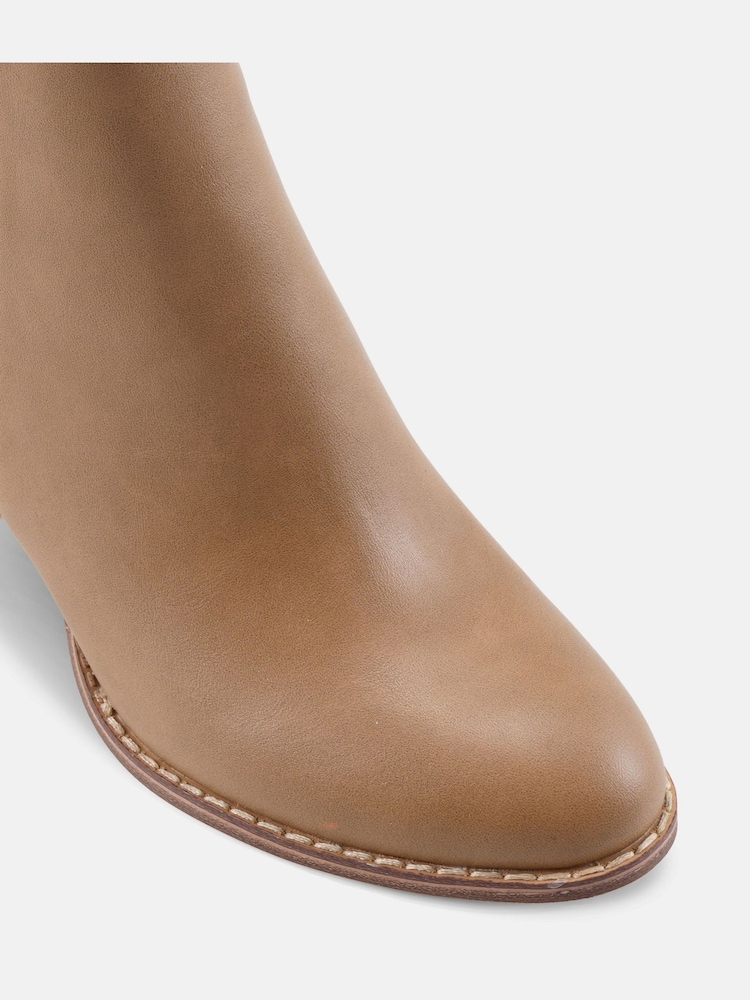 Novo Natural Wide Fit Vienna Block Heel Chelsea Boots - Image 7 of 7