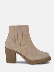 Novo Natural Regular Fit Harlequin Chelsea Heeled Unit Boots - Image 2 of 5