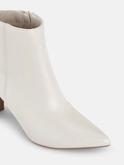 Novo Cream Slim Harlie Block Heel Point Ankle Boots - Image 6 of 6