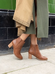 Novo Brown Regular Fit Vienna Block Heel Chelsea Boots - Image 1 of 7