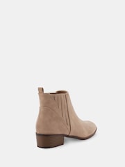 Novo Natural Regular Fit Dillion Low Ankle Chelsea Boots - Image 4 of 6