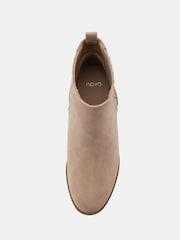Novo Natural Regular Fit Dillion Low Ankle Chelsea Boots - Image 5 of 6