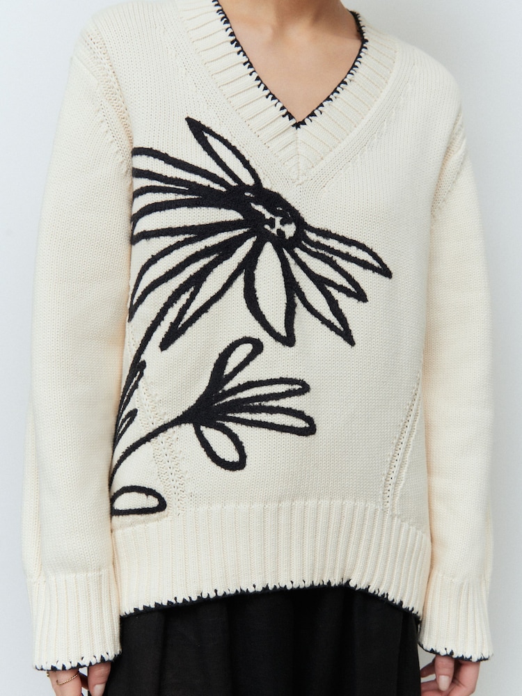 White Ecru 100% Cotton V-Neck Jumper - Image 2 of 5