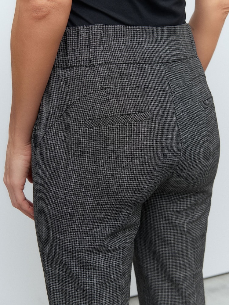 Gris - Pantalon bootcut habillé à carreaux Lingerie sculptante - Image 5 of 8