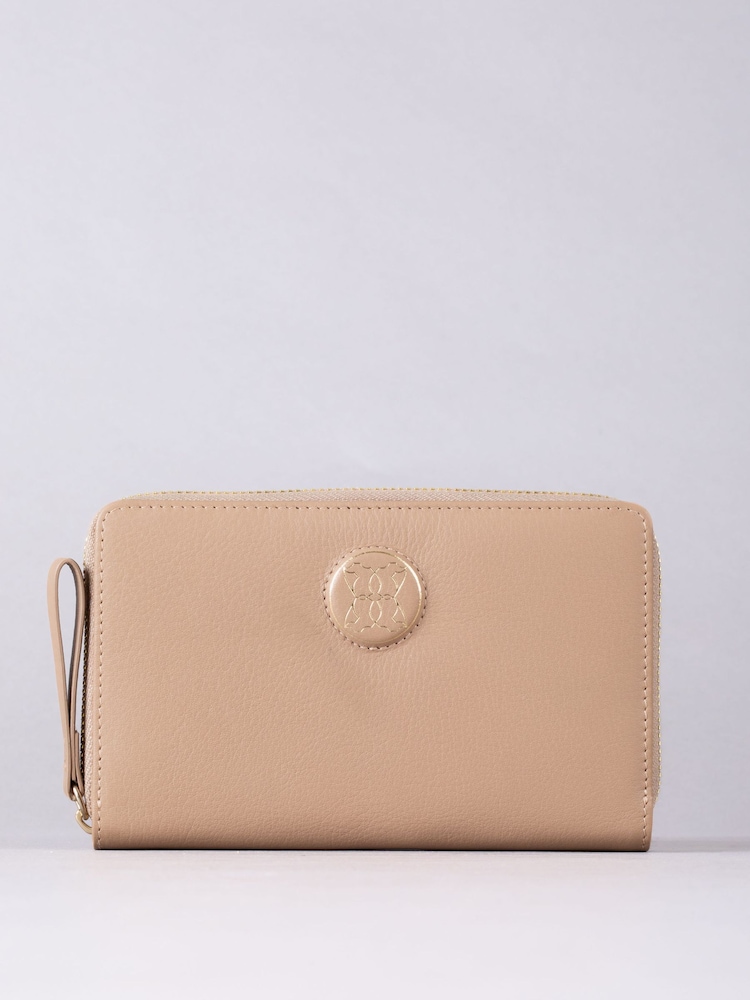 Lakeland Leather Brown Large Icon Embossed Zip Purse - Image 2 of 6