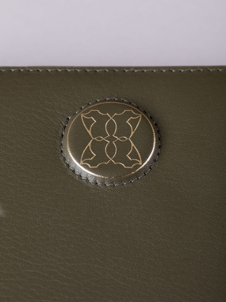 Lakeland Leather Green Large Icon Embossed Zip Purse - Image 6 of 6