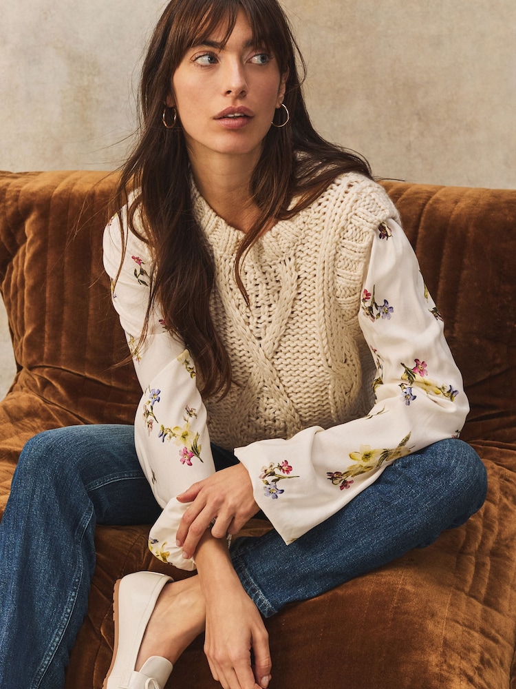 Blanco crudo - Camiseta sin mangas de punto trenzado con diseño de capas con estampado floral - Imagen 1 de 8 Blanco crudo - Camiseta sin mangas de punto trenzado con diseño de capas con estampado floral - Imagen 1 de 8