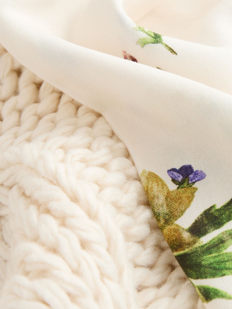 White Ecru Floral Pattern Layered Knitted Cable Tank - Image 8 of 8