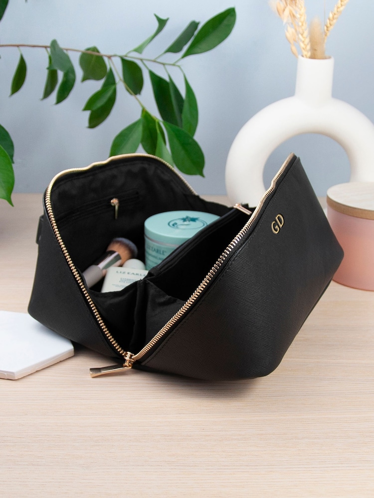 Treat Republic Personalised Aspen Travel Accessory Black Case - Image 2 of 3
