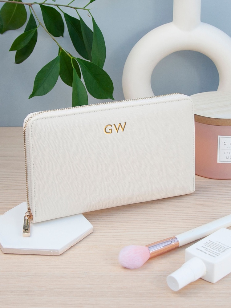 Treat Republic Personalised Aspen Travel Jewellery White Wallet - Image 1 of 4