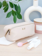 Treat Republic Personalised Aspen White Makeup Case - Image 1 of 3