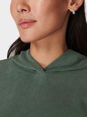 Sweaty Betty Green Sand Wash Cloud Weight Crop Hoodie - Image 4 of 6