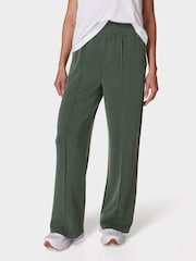Sweaty Betty Green Sand Wash Cloud Weight Trackpants - Image 4 of 7