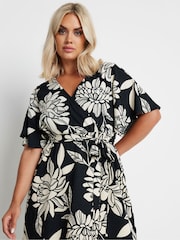 Yours Curve Black Wrap Angel Sleeve Texture Dress - Image 4 of 5
