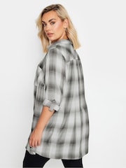 Yours Curve Black Overhead Checked Shirt - Image 4 of 6