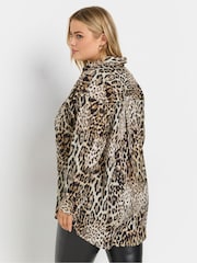 Yours Curve Natural All-Over Print Shirt - Image 4 of 7