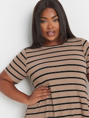 Yours Curve Brown Ribbed T-Shirt - Image 4 of 4