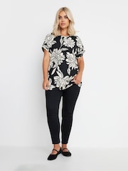 Yours Curve Black Round Neck Textured Grown On T-Shirt - Image 4 of 5